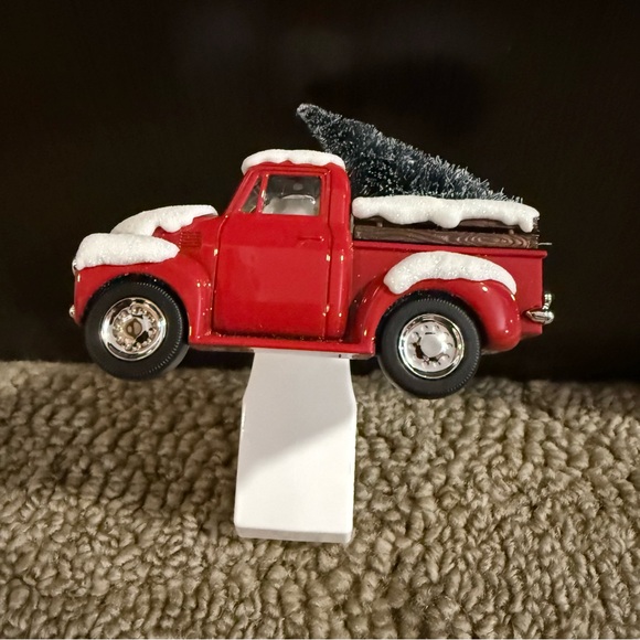 Bath & Body Works Red Truck Wallflower - Picture 1 of 1